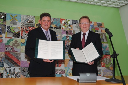 Podpisanie porozumienia o przyjaźni i współpracy pomiędzy Harnes i Chrzanowem