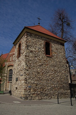 Dzwonnica kościoła p.w. św. Mikołaja