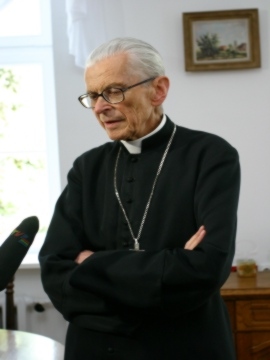 Jego Eminencja Ks. Kardynał Franciszek Macharski Metropolita Krakowski